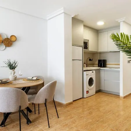 Pink Del Mar - Winter By The Sea شقة تورّيفيِخا